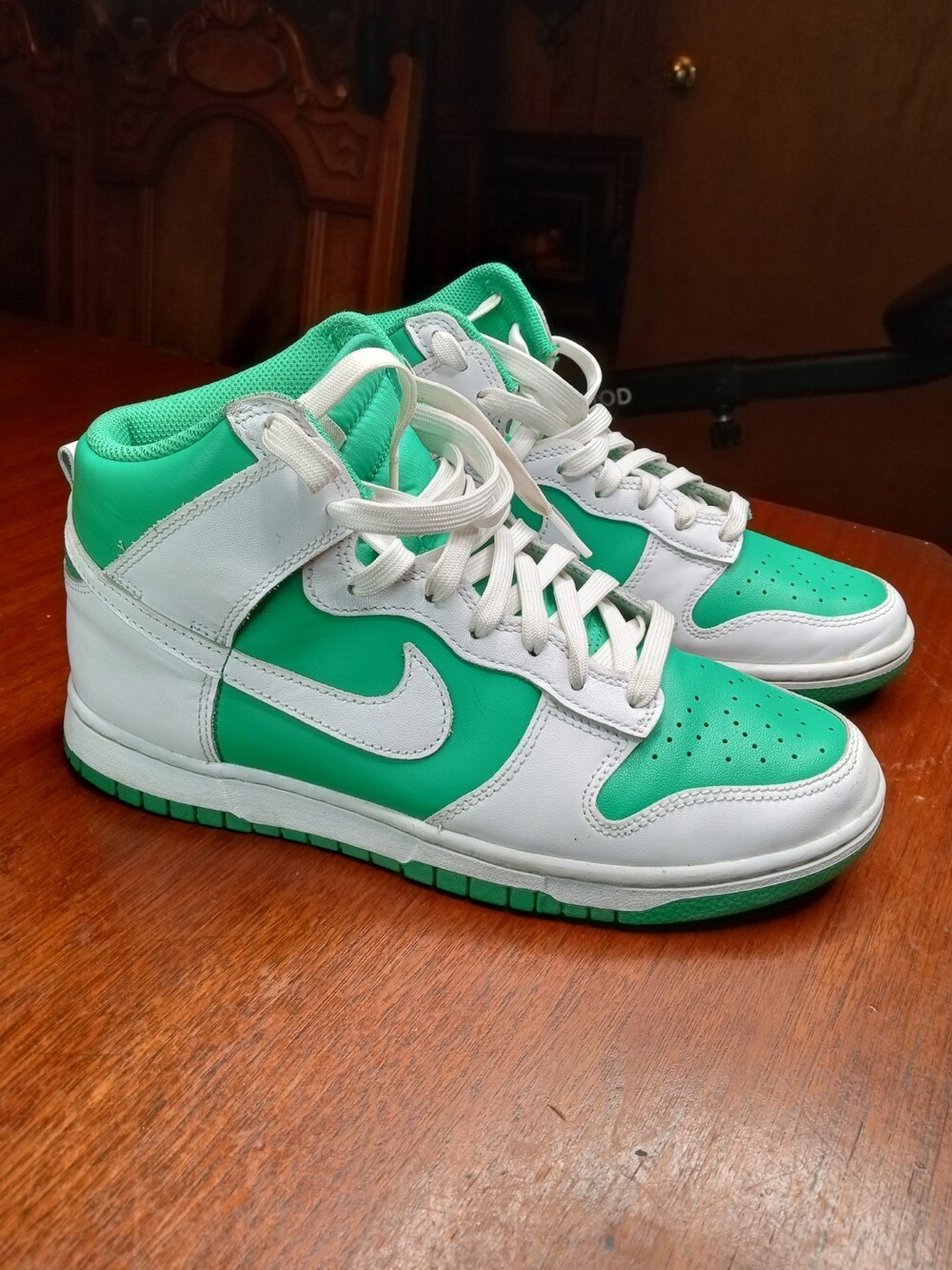 Nike Dunk 8M High Retro BTTYS 'Stadium Green White' Men's Shoes DV0829-300 EUC